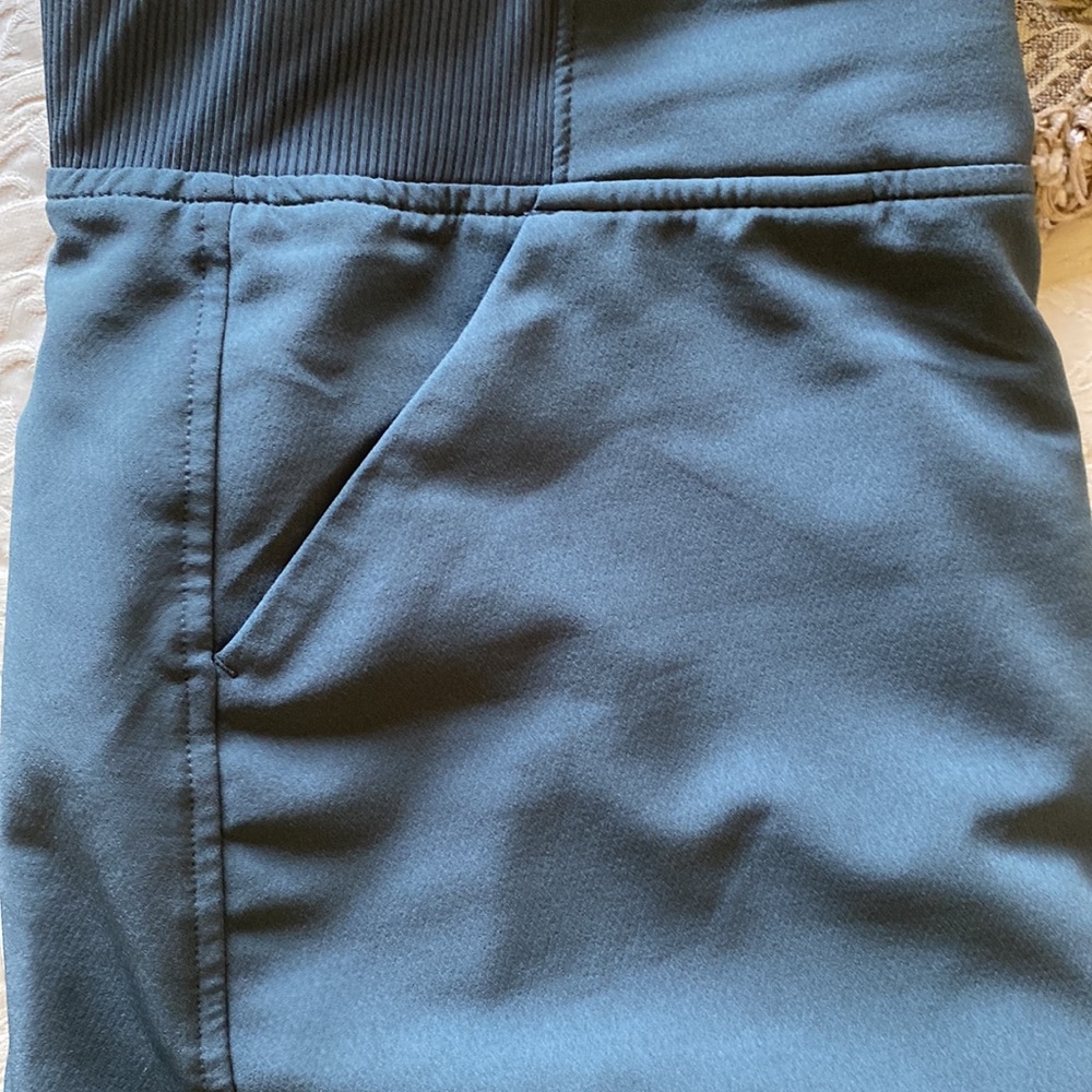 32 Degrees green size large Active Skort
